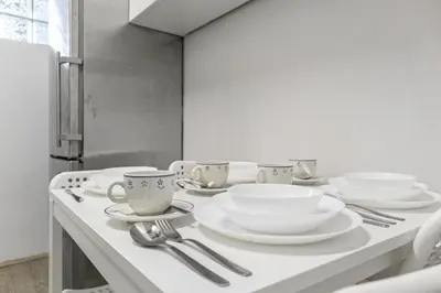 Grundriss der Unterkunft Private Rooms in comfy 6-Bedroom Apartment Near Millennium City