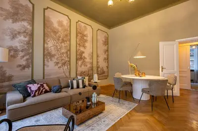 Ein Sitzbereich in der Unterkunft josef's home l Historic Dream in Prime Location