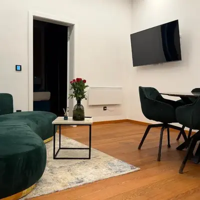 Laura Star Apartment