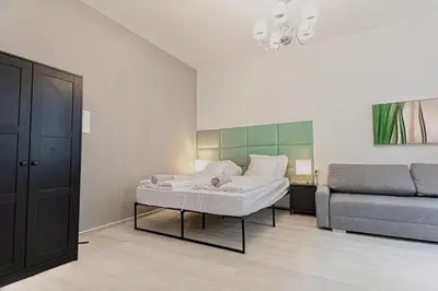 Ein Bett oder Betten in einem Zimmer der Unterkunft Cozy Apartment, Long Stay , Praterstern & Danube