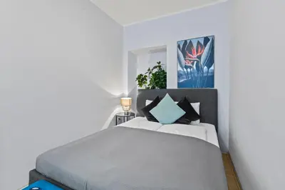 Grundriss der Unterkunft Long Stay - 4 minutes to Metro - Fast Wifi