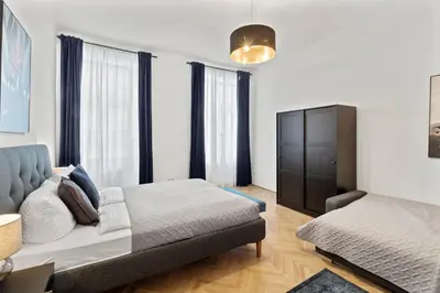 Grundriss der Unterkunft Long Stay - 4 minutes to Metro - Fast Wifi