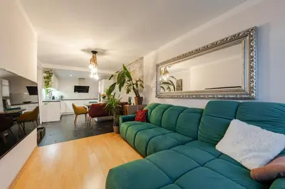 Ein Sitzbereich in der Unterkunft Stylisches und geräumiges Apartment direkt am Prater