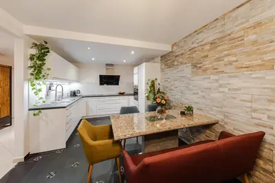 Küche/Küchenzeile in der Unterkunft Stylisches und geräumiges Apartment direkt am Prater