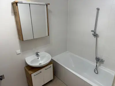 Ein Badezimmer in der Unterkunft QuietApt Vienna
