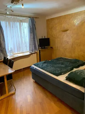 Ein Bett oder Betten in einem Zimmer der Unterkunft Center Karlsplatz Oper U1 U2 U4