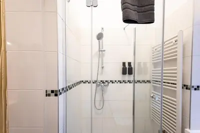 Ein Badezimmer in der Unterkunft Brand new Family 2BR Apartment