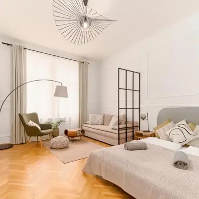Expats and relocation - Only Monthly Stays - Near U1 Metro