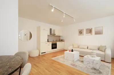 Küche/Küchenzeile in der Unterkunft Cozy, stylish and renovated Duplex in a quiet Area and 15 min to Vienna Center