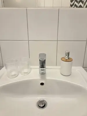 Ein Badezimmer in der Unterkunft Apartment Schönbrunn - geräumig und liebevoll dekoriert in Zentrumsnähe