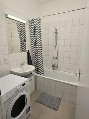 Ein Badezimmer in der Unterkunft Apartment Schönbrunn - geräumig und liebevoll dekoriert in Zentrumsnähe