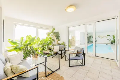 Der Swimmingpool an oder in der Nähe von Gästehaus Wutschitz