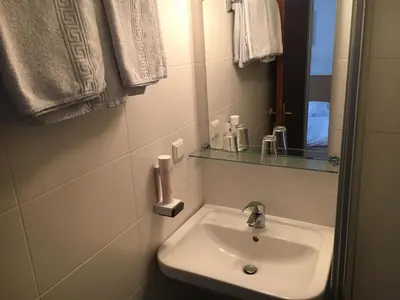 Ein Badezimmer in der Unterkunft Pension Ani
