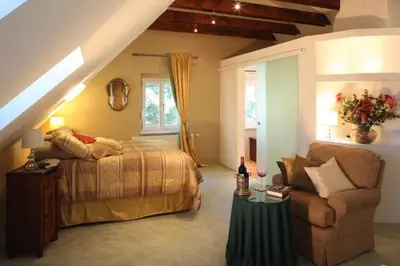 Ein Sitzbereich in der Unterkunft Romantic Cottage