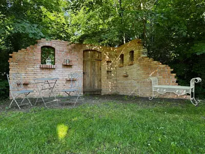 Ein Garten an der Unterkunft Europahaus Wien