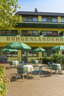 Das Gebäude in dem sich das Hotel befindet