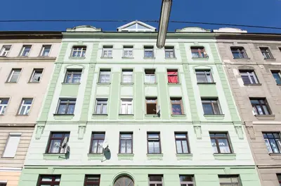 Das Gebäude in dem sich die Ferienwohnung befindet