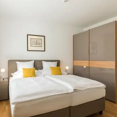 Vienna Grand Apartments City