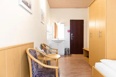 Ein Badezimmer in der Unterkunft Hotel-Pension Wild