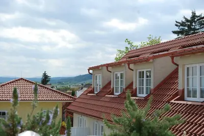 Ein allgemeiner Bergblick oder ein Berglick von des Hotels aus