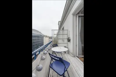 Ein Balkon oder eine Terrasse in der Unterkunft Operastreet City Center Santorin