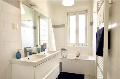 Ein Badezimmer in der Unterkunft Operastreet City Center Santorin