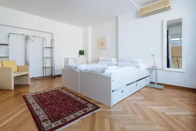 Ein Bett oder Betten in einem Zimmer der Unterkunft Heart of Vienna with Aircondition