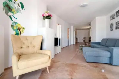 Ein Sitzbereich in der Unterkunft cosy apartment in perfect location