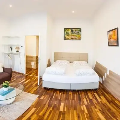 Vienna Market Apartments