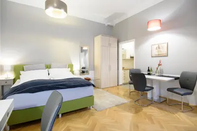 Ein Bett oder Betten in einem Zimmer der Unterkunft Vienna Midtown Apartment