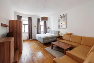 Ein Bett oder Betten in einem Zimmer der Unterkunft Vintagehome Naschmarkt