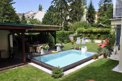 Der Swimmingpool an oder in der Nähe von Business Home Vienna