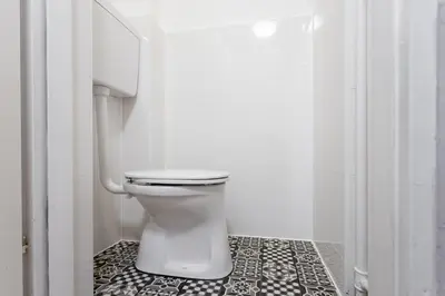 Ein Badezimmer in der Unterkunft Balcony Oasis Operastreet