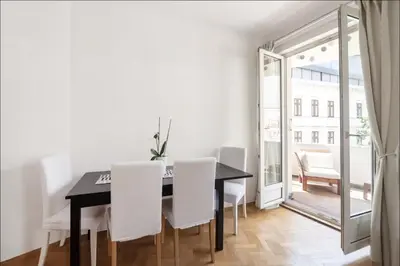 Grundriss der Unterkunft Balcony Oasis Operastreet