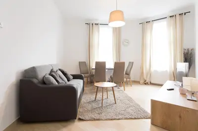 Ein Sitzbereich in der Unterkunft Apartment house in Vienna