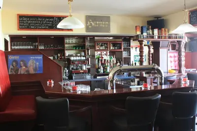 Lounge oder Bar in der Unterkunft Hotel Zachs