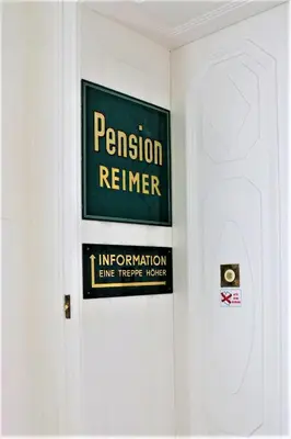 Ein Zertifikat, Auszeichnung, Logo oder anderes Dokument, das in der Unterkunft Pension Reimer ausgestellt ist