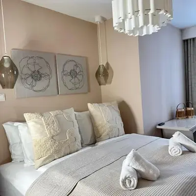 1st City Apartments