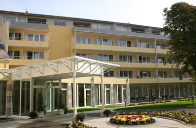Das Gebäude in dem sich das Hotel befindet