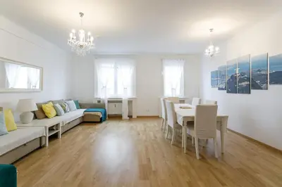 Ein Sitzbereich in der Unterkunft Operastreet City Center Apartment Brasil