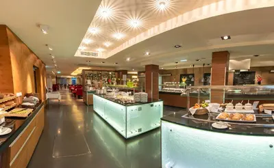 Essen im Hotel oder in der Nähe