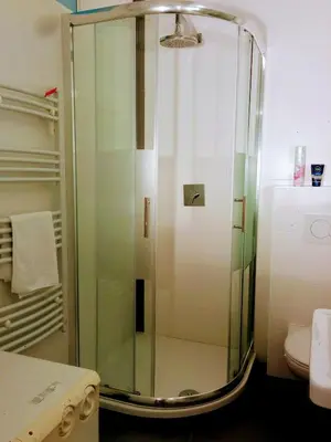 Ein Badezimmer in der Unterkunft Haus Max