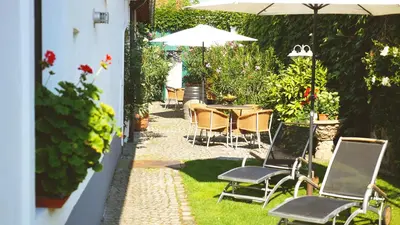 Ein Garten an der Unterkunft Gästehaus Doris