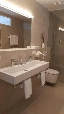 Ein Badezimmer in der Unterkunft Seesuiten Mörbisch