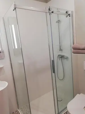 Ein Badezimmer in der Unterkunft Boutique Hotel Kugel Wien