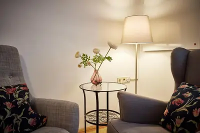 Ein Sitzbereich in der Unterkunft Cosy & Charming In The City Centre