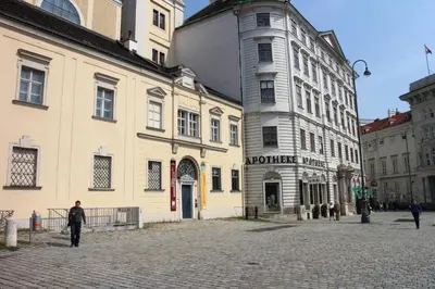 Das Gebäude in dem sich die Pension befindet