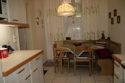 Küche/Küchenzeile in der Unterkunft 70m² großes Apartment mit Gartenzugang
