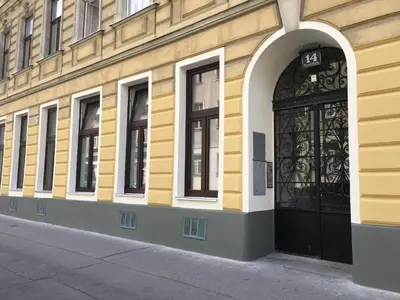 Das Gebäude in dem sich die Ferienwohnung befindet
