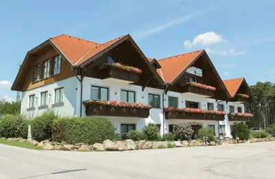 Das Gebäude in dem sich das Hotel befindet